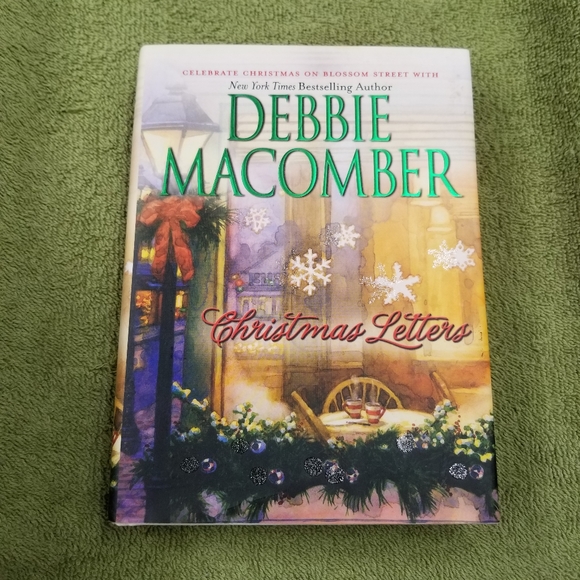 Debbie Macomber Four Christmas Novels Hardbacks Two First Printings - Picture 5 of 13